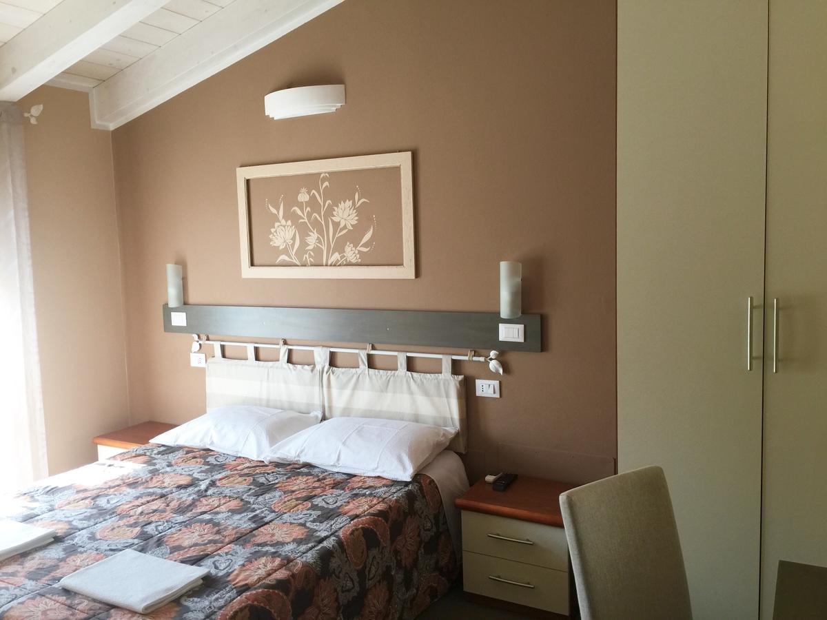 Bba2Passi Bed & Breakfast Марина ди Маса Екстериор снимка